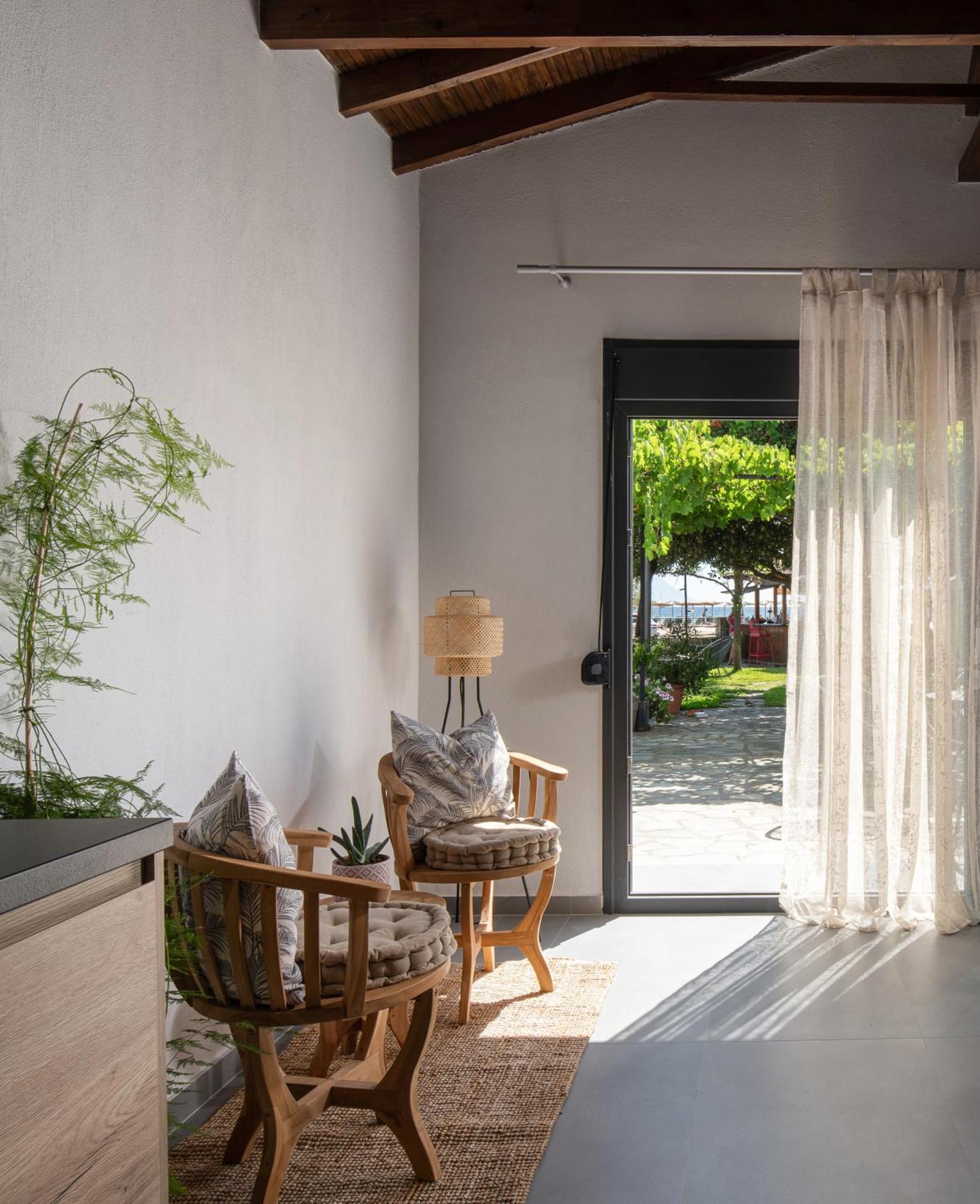 Akasti Slow Living Paralia Sikias Exterior photo