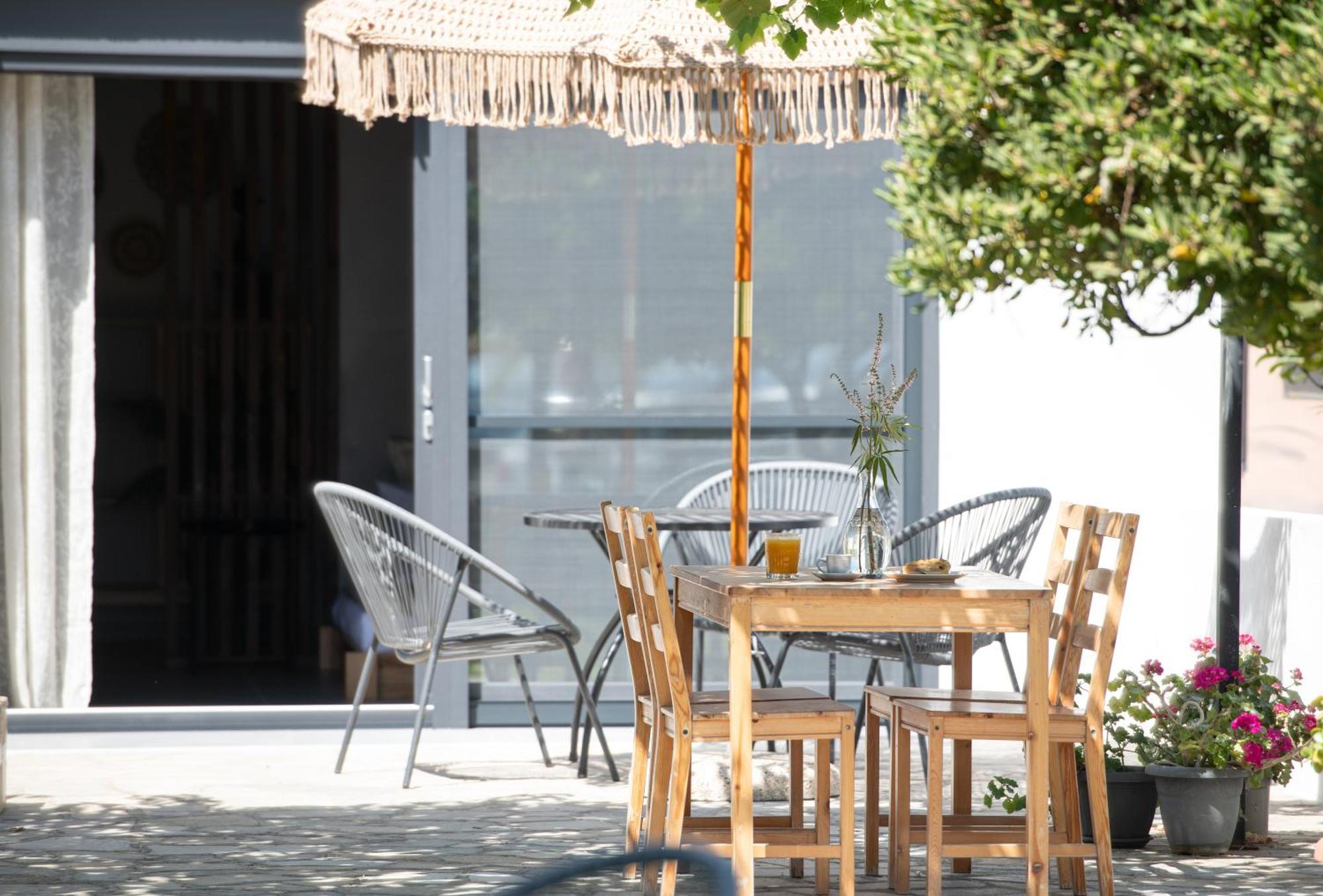 Akasti Slow Living Paralia Sikias Exterior photo