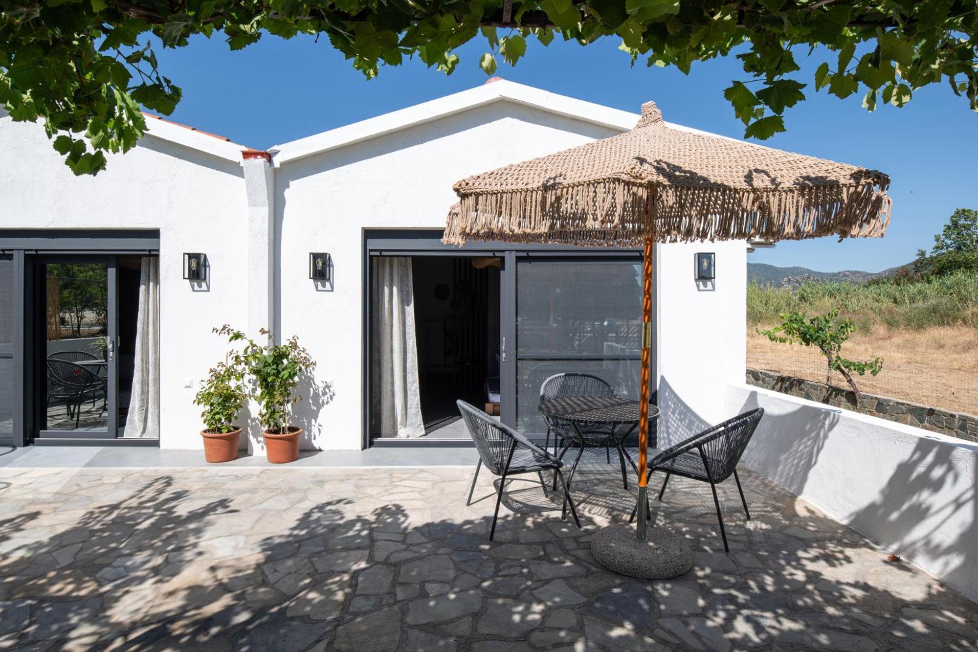 Akasti Slow Living Paralia Sikias Exterior photo